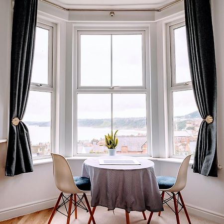 Seascape Scarborough Stunning Seaview Holiday Home Apartment מראה חיצוני תמונה