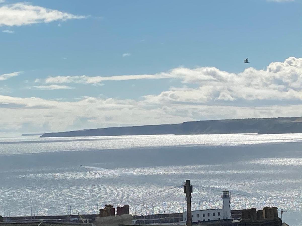 Seascape Scarborough Stunning Seaview Holiday Home Apartment מראה חיצוני תמונה