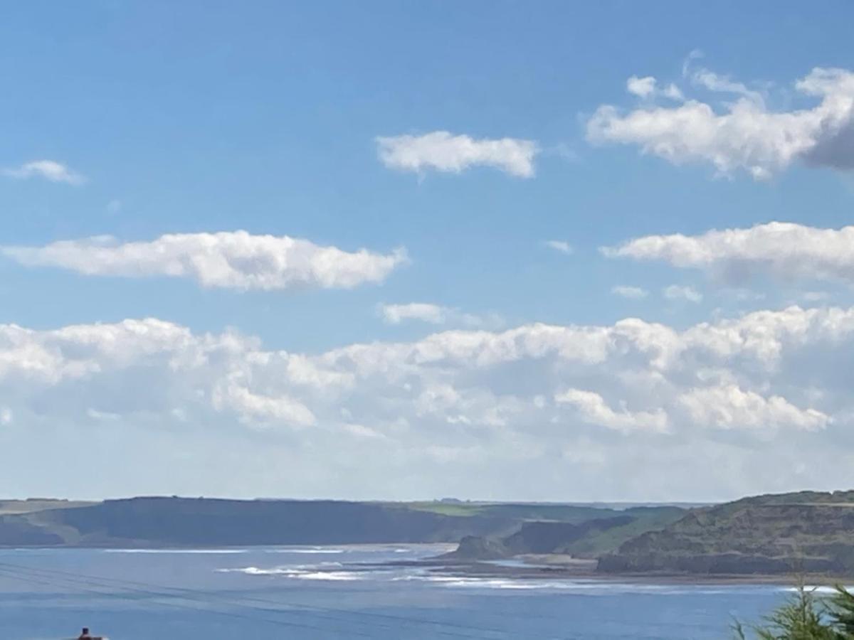 Seascape Scarborough Stunning Seaview Holiday Home Apartment מראה חיצוני תמונה
